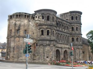 ua120727trier04.JPG